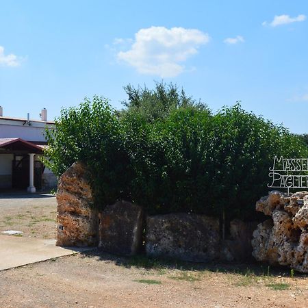 Masseria Paglieroni Martina Franca Eksteriør billede